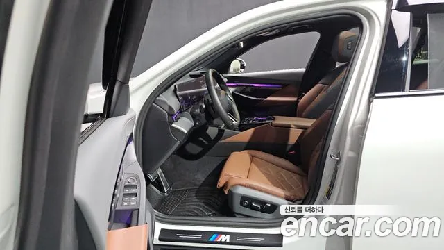 BMW 5-Series 5 серия (G60) — Фото автомобиля 10