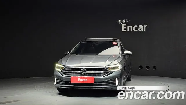 Volkswagen Jetta — Фото автомобиля 3
