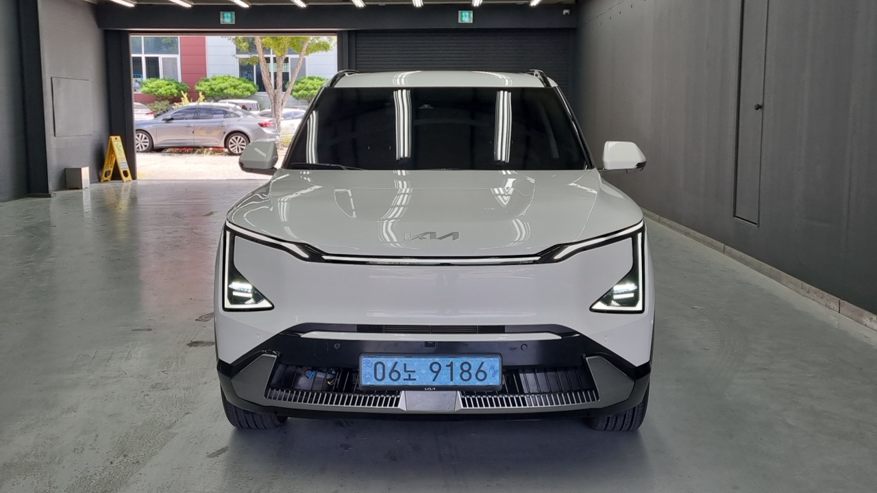 Kia EV5 — Фото автомобиля 3
