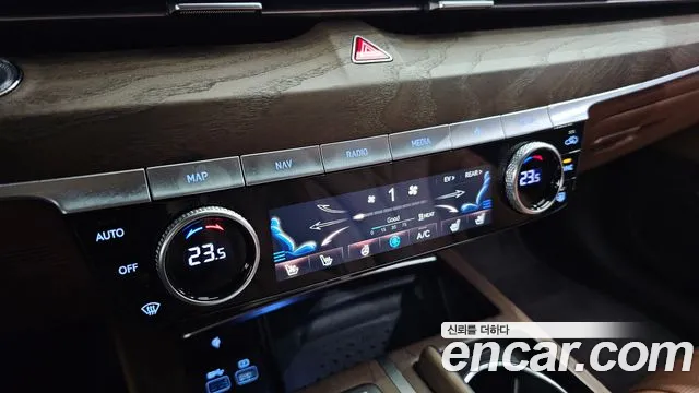 Genesis G80 RG3 — Фото автомобиля 21