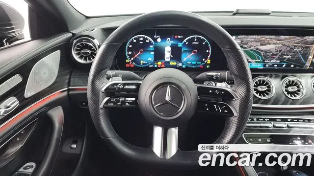Mercedes-Benz CLS-Class — Фото автомобиля 11