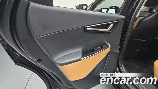 Kia EV6 — Фото автомобиля 14