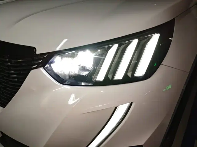 Peugeot 2008 — Фото автомобиля 23
