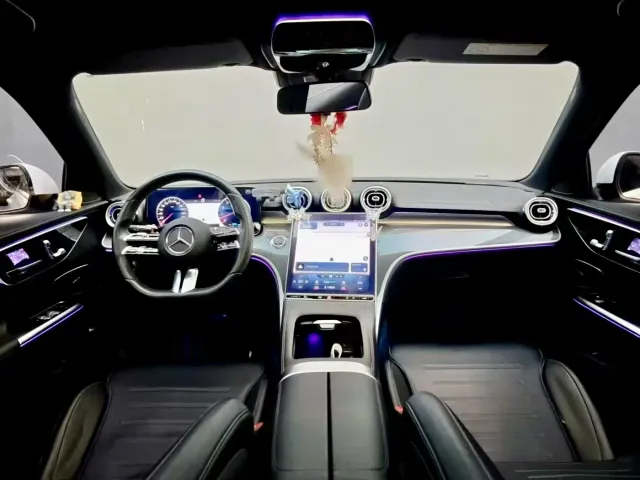 Mercedes-Benz C-Class — Фото автомобиля 4