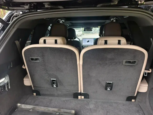 Li Auto L8 — Фото автомобиля 13