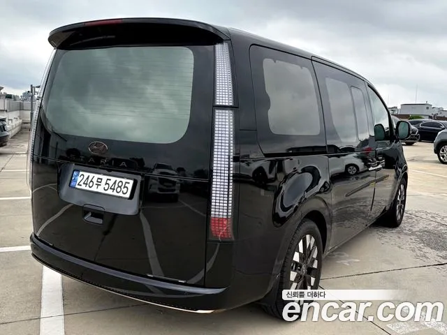 Hyundai Staria Staria Lounge 9 мест — Фото автомобиля 4
