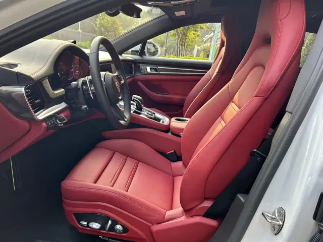 Porsche Panamera — Фото автомобиля 8