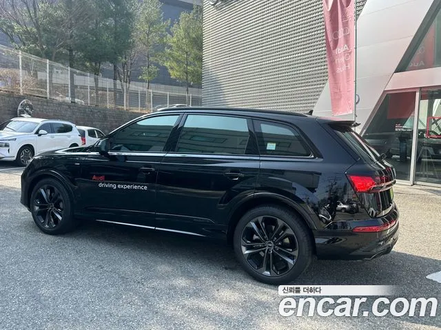 Audi Q7 4M — Фото автомобиля 2