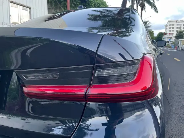 BMW 3 Series — Фото автомобиля 16