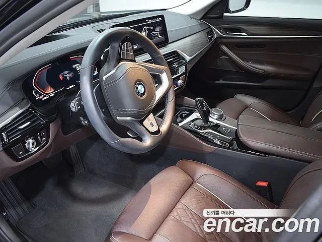 BMW 5-Series — Фото автомобиля 9