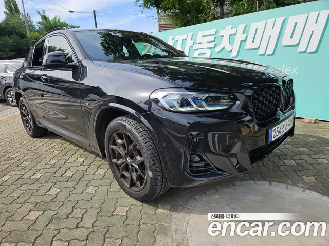 Фотография автомобиля — BMW X4 G02