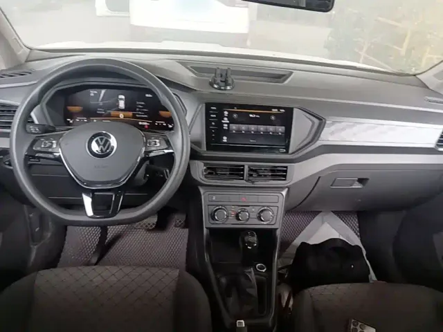 Volkswagen T-Cross — Фото автомобиля 9