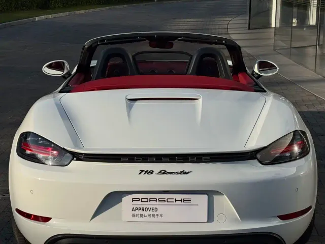 Porsche 718 — Фото автомобиля 6