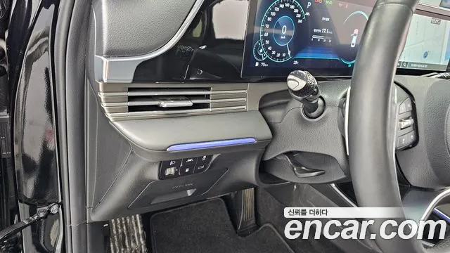 Hyundai Grandeur Grandeur (New) Hybrid — Фото автомобиля 17