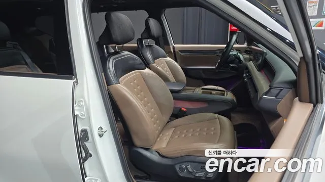 Kia EV9 — Фото автомобиля 24