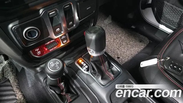 Jeep Wrangler Wrangler (JL) 2.0 Rubicon 2 двери — Фото автомобиля 9
