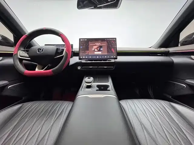 Changan Eado — Фото автомобиля 7