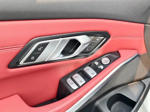 BMW 3 Series — Фото автомобиля 12