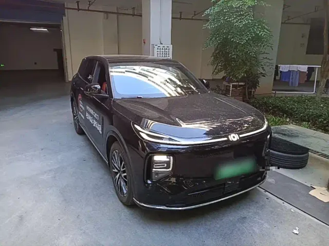 Changan Qiyuan Q07 — Фото автомобиля 3