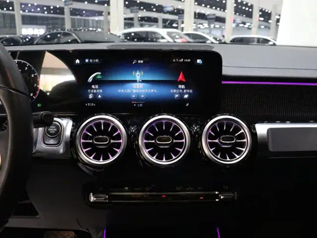 Mercedes-Benz GLB-Class — Фото автомобиля 11