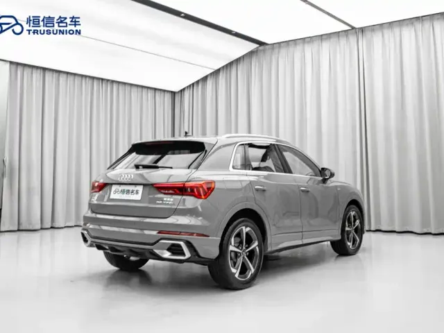 Audi Q3 — Фото автомобиля 9