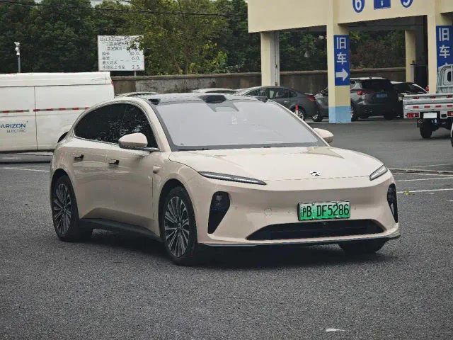 Nio ET5 Touring — Фото автомобиля 3