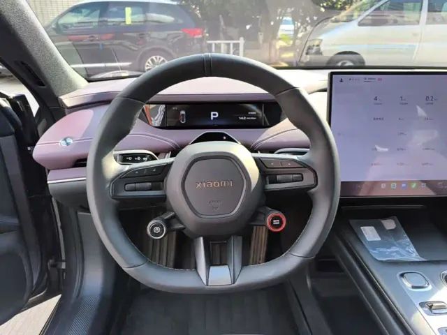 Xiaomi SU7 — Фото автомобиля 10