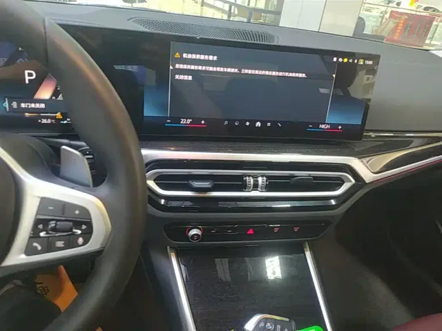BMW 3 Series — Фото автомобиля 12