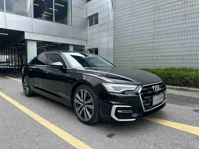 Audi A6L — Фото автомобиля 3