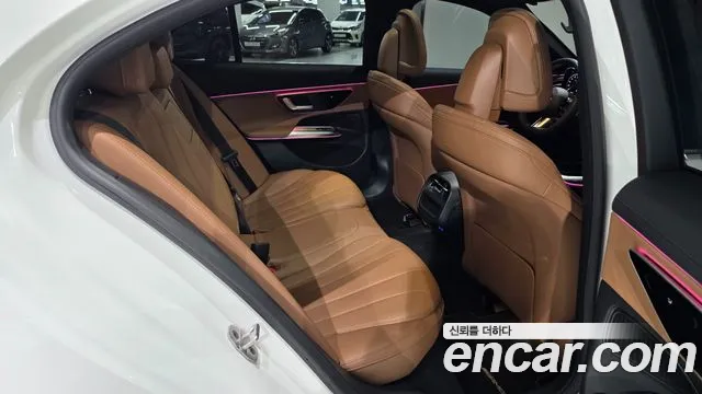 Mercedes-Benz E-Class W214 — Фото автомобиля 19