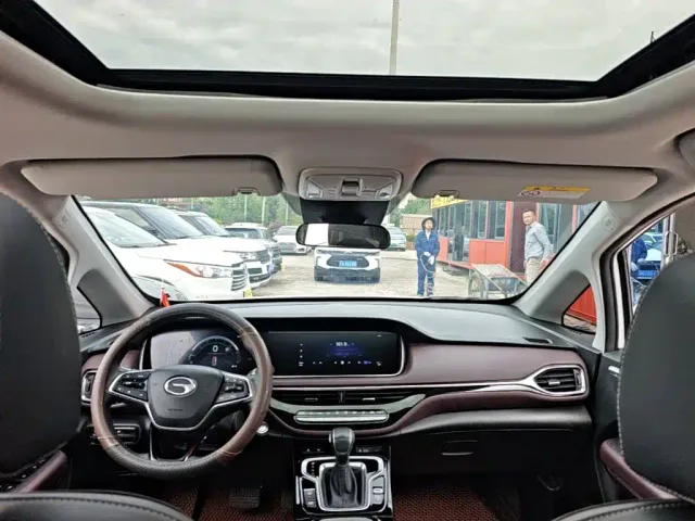 GAC Trumpchi M6 — Фото автомобиля 17