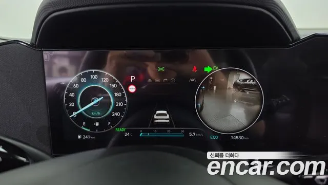 Hyundai Avante CN7 — Фото автомобиля 8
