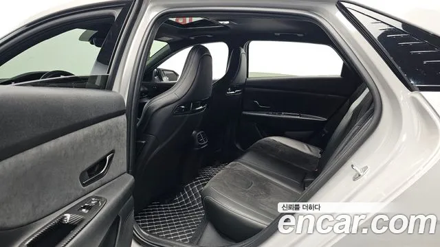 Hyundai AVANTE — Фото автомобиля 12