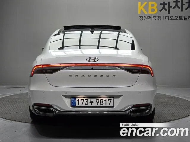Hyundai Grandeur Grandeur (New) — Фото автомобиля 4