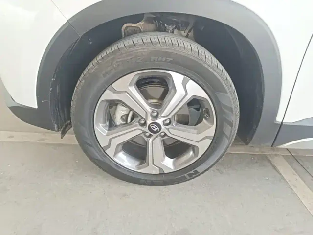 Hyundai Santa Fe — Фото автомобиля 22
