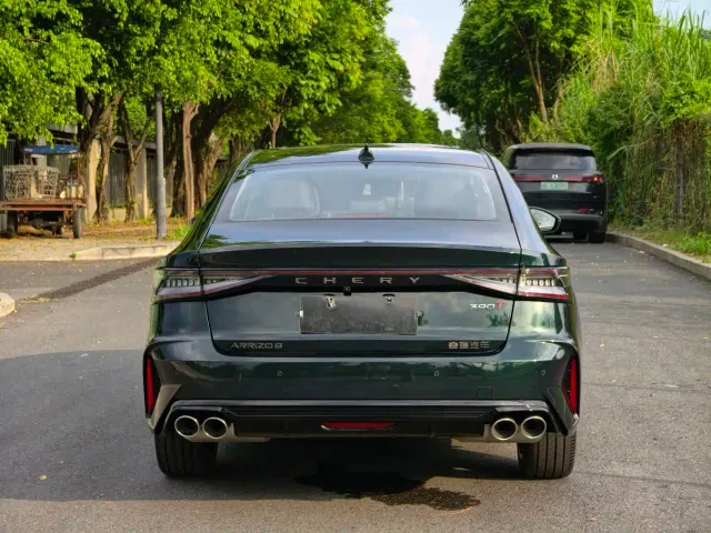 Chery Arrizo 8 — Фото автомобиля 6