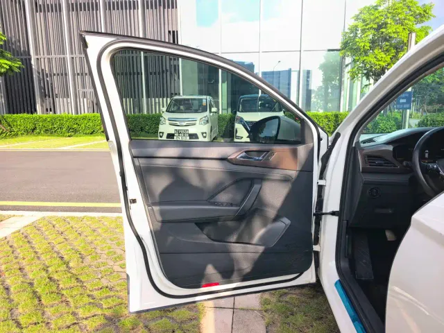 Volkswagen Tharu — Фото автомобиля 9