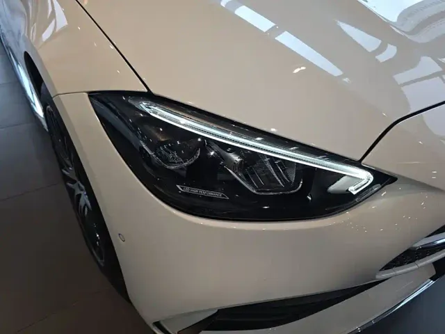 Mercedes-Benz C-Class — Фото автомобиля 10