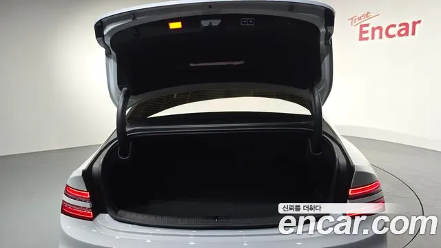 Genesis G80 Бензин 2.5 турбо 2WD — Фото автомобиля 17