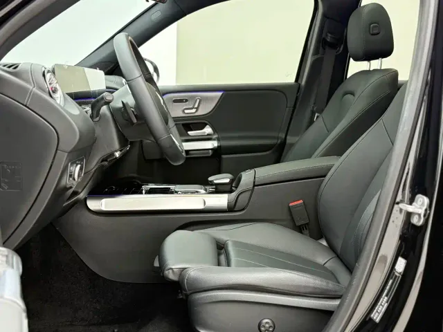 Mercedes-Benz EQB — Фото автомобиля 5