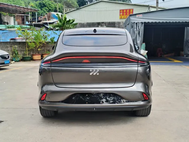 IM Motors LS6 — Фото автомобиля 5