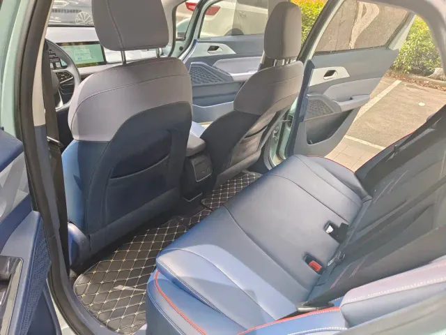 Geely Geometry E Firefly — Фото автомобиля 10