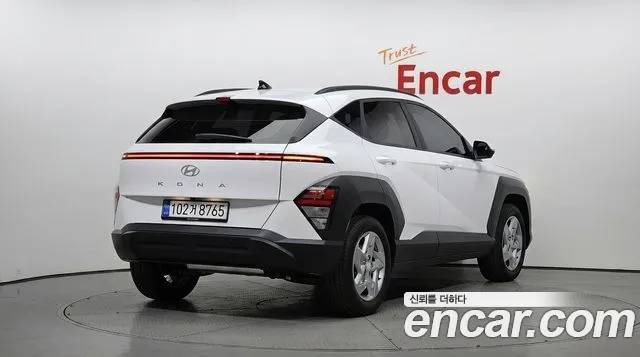 Hyundai Kona SX2 — Фото автомобиля 2