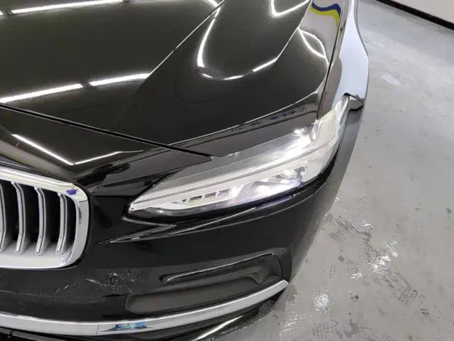 Volvo S90 — Фото автомобиля 5