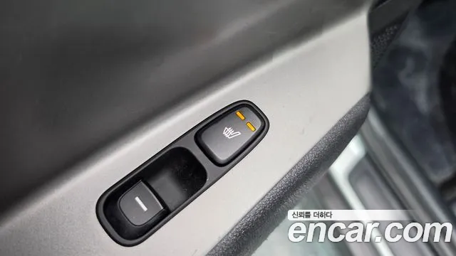 Kia Niro — Фото автомобиля 26