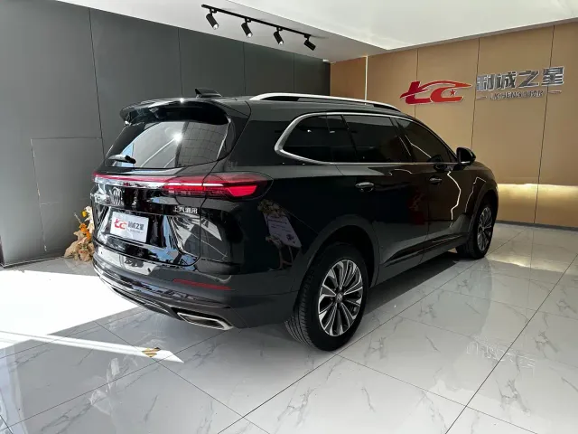 Buick Envision Plus — Фото автомобиля 4