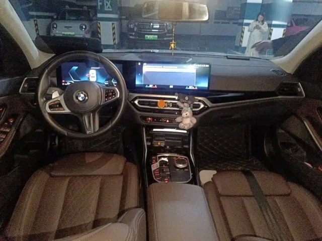 BMW 3 Series — Фото автомобиля 10