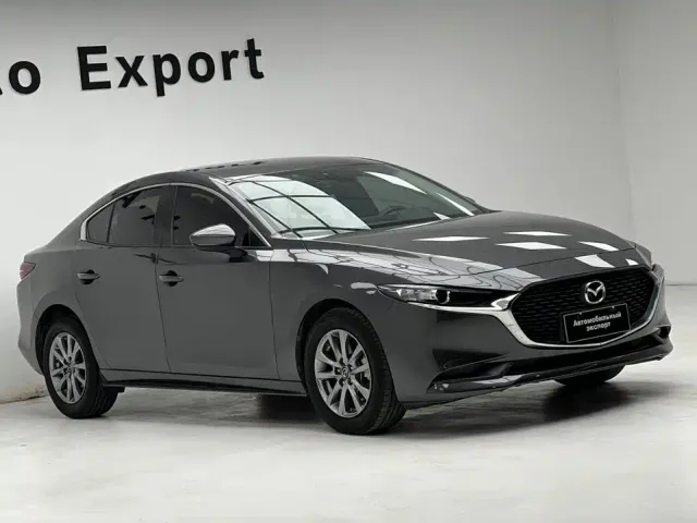 Mazda Axela — Фото автомобиля 3