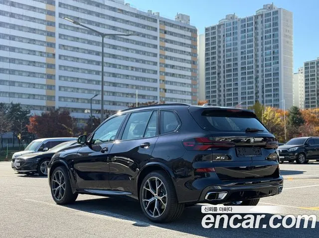 BMW X5 — Фото автомобиля 2