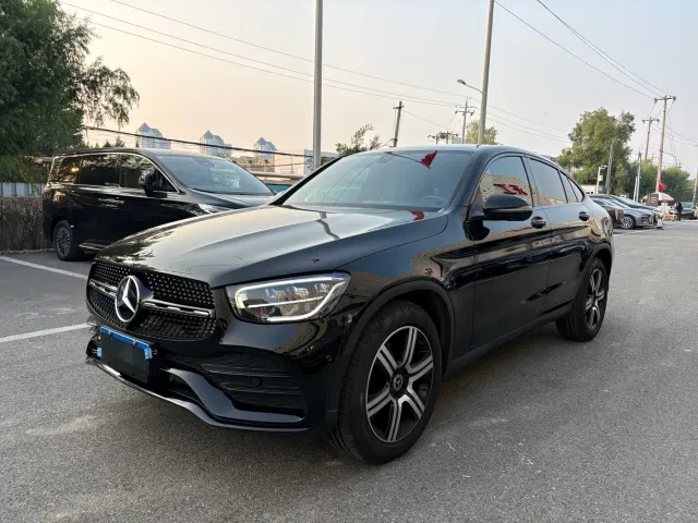 Фотография автомобиля — Mercedes-Benz GLC Coupe